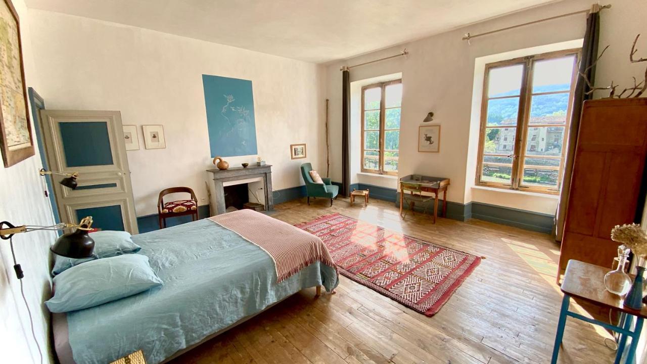 Maison Cha-Ri-Va-Ri Lavoute-Chilhac Екстер'єр фото